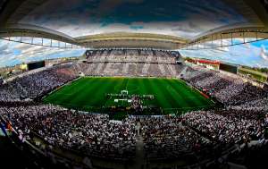 Para gerar novas fontes de renda, Corinthians busca parceiros para a arena