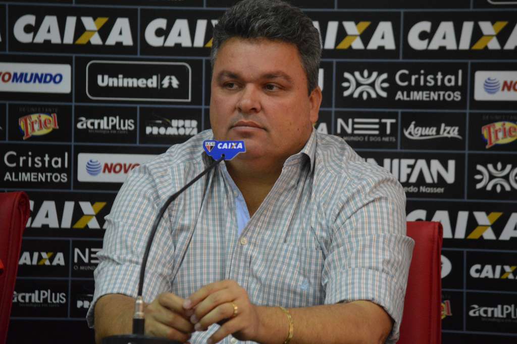 Adson Batista falou sobre a possibilidade da permanência de Wagner Lopes - Paulo Marcos/Ass ACG