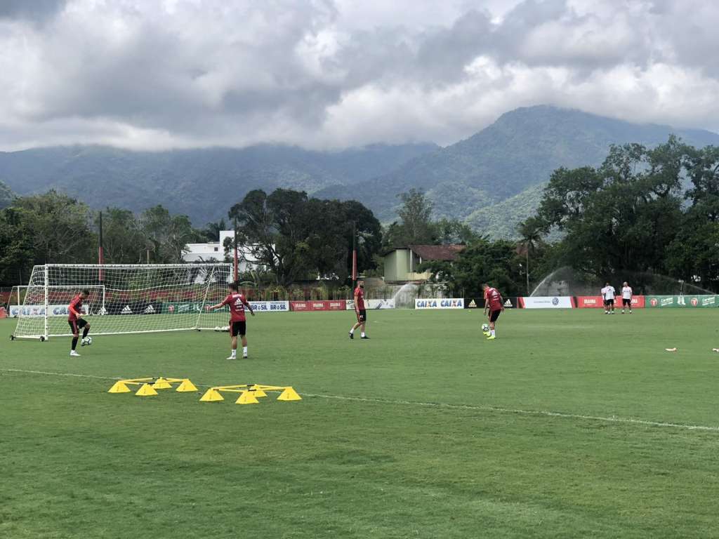 Neste sábado, o Flamengo fará o clássico contra o Botafogo, às 19 horas, no estádio do Engenhão