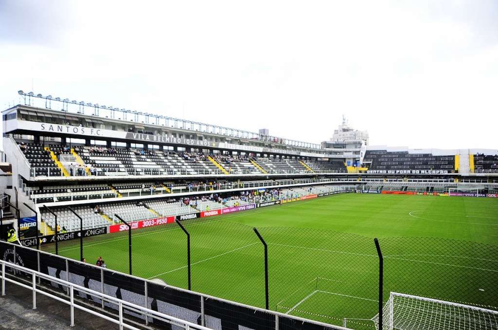 Com Arena da Amazônia sem laudo, partida entre Manaus e Confiança