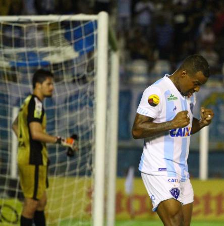 Paysandu tenta evitar o rebaixamento