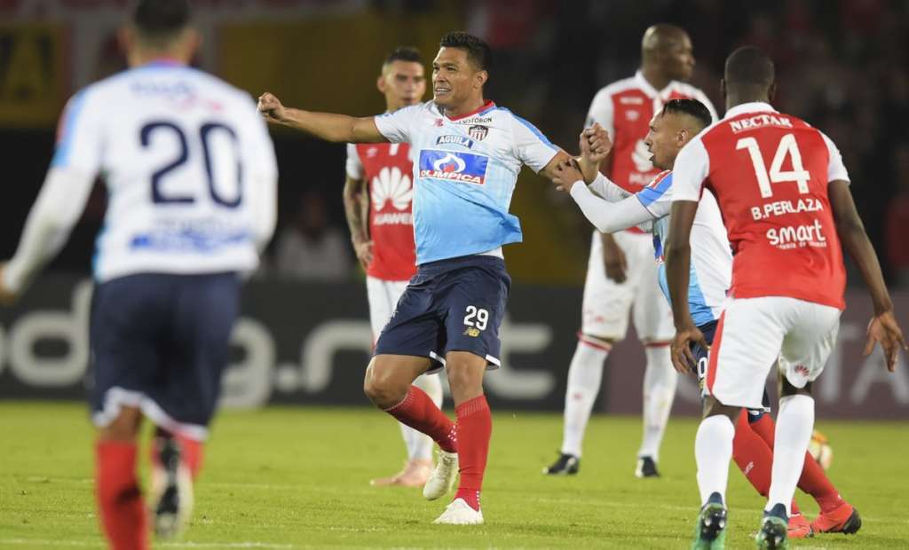 Junior Barranquilla largou na frente contra Santa Fe