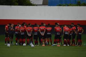 Série B: Altlético-GO deve ter três mudanças para enfrentar o CSA