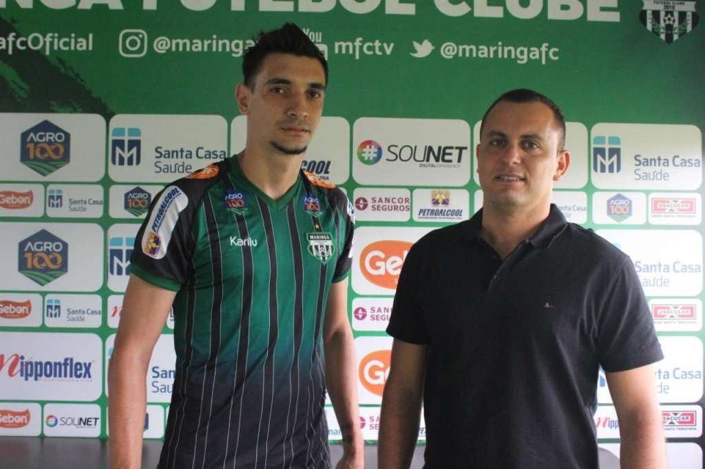 Zagueiro Marcelo Xavier reforça o Maringá (Foto: Rodrigo Araújo)