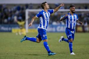 CSA x Atlético-GO - Com um pé na elite, Azulão pode eliminar um concorrente