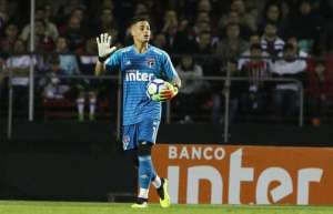 De volta, goleiro do São Paulo mira fim do tabu na Arena Corinthians