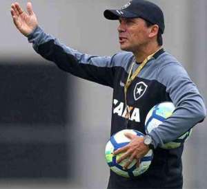 Zé Ricardo enaltece ‘melhor semana’ do Botafogo e traça objetivo para rodadas finais
