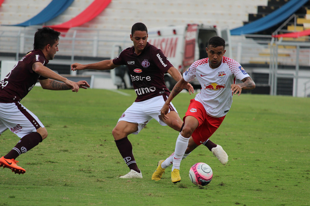 Red Bull 0 x 2 Ferroviária – Ferrinha vence fora de casa e está próxima da final