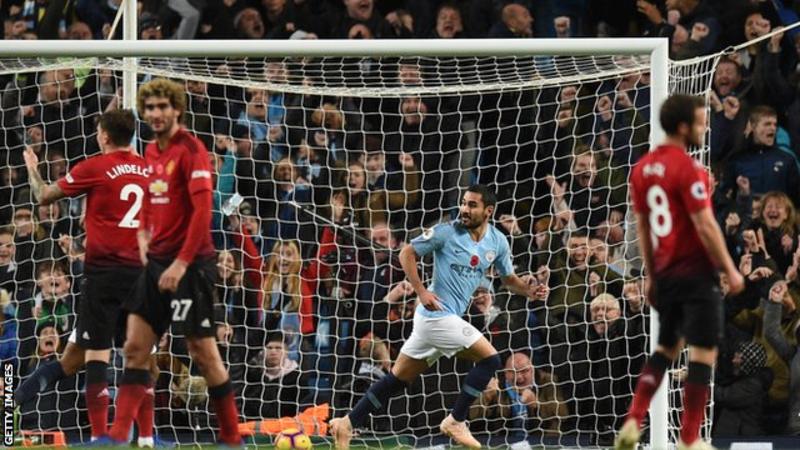 INGLÊS: Líder, Manchester City vence Manchester United por 3 a 1
