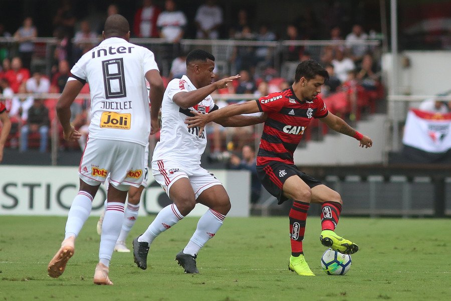 Nova distribuição das cotas de TV desafia os clubes brasileiros em 2019