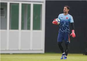 Após falhar feio no Vasco, Martín Silva lamenta: 'Estou muito bravo comigo mesmo'