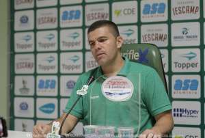 Série B: Após vexame em casa, técnico do Guarani promete mudanças