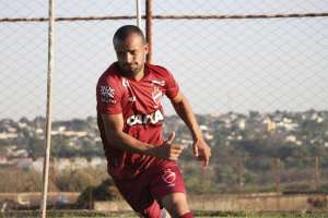 Série B: Com empréstimo no fim, lateral não garante permanência no Vila Nova