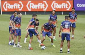 Com problemas no ataque, Vasco encara Atlético-PR em duelo decisivo contra queda