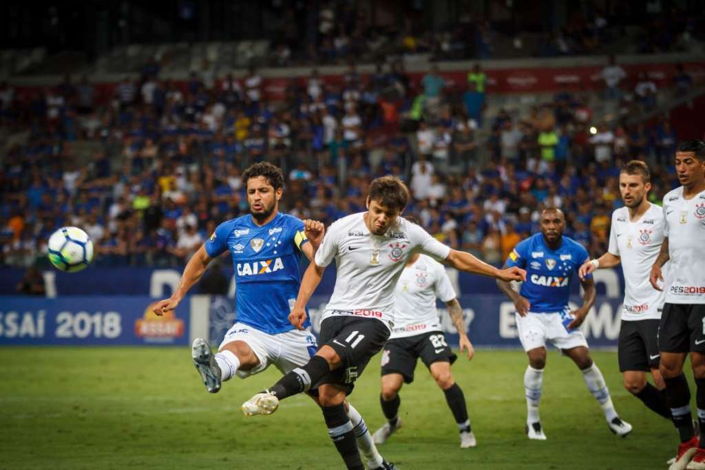 Derrota para o Cruzeiro mantém o Corinthians correndo risco de rebaixamento (Foto: Vinnicius Silva/Cruzeiro)