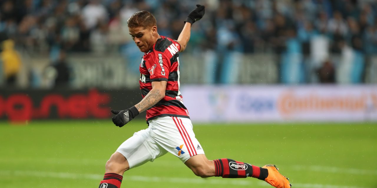 Sonhando com o título, Cuéllar reconhece ano ruim do Flamengo