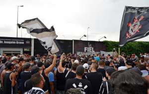 Com medo do rebaixamento, Gaviões da Fiel convoca protesto contra má fase do Corinthians