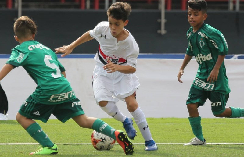PAULISTA SUB 11: Palmeiras empata com São Paulo e decide o título em casa