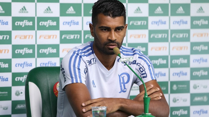 Cauteloso, Thiago Santos pede Palmeiras atento até contra o lanterna