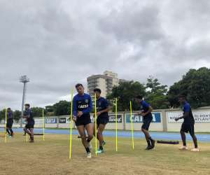 ​Mais confortável, Botafogo encara o Inter para zerar risco de queda