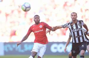 Botafogo x Internacional - Sonhando com título, Colorado visita aliviado Fogão