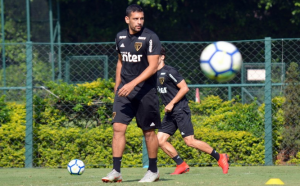 Diego Souza se recupera e pode reforçar São Paulo contra o Cruzeiro no Morumbi