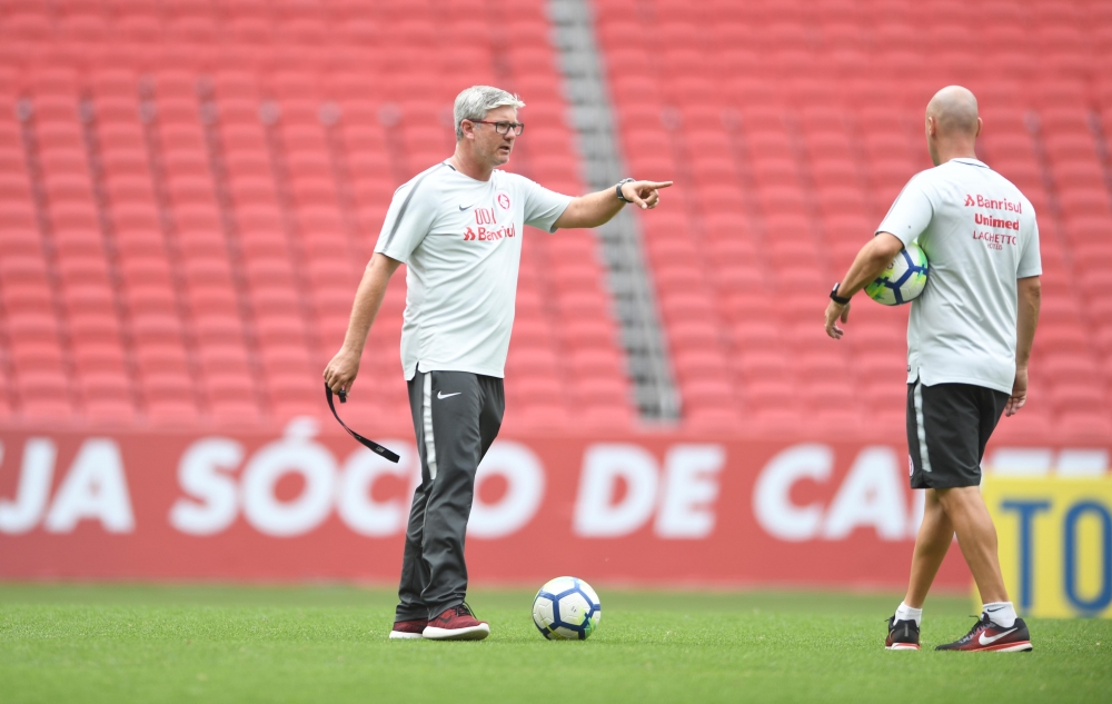 Contra o Botafogo, Odair Hellmann garante Internacional focado em busca do título