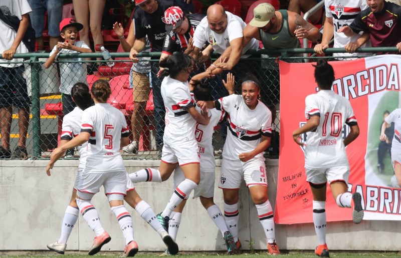 PAULISTA FEMININO SUB 17: São Paulo goleia São José e carimba vaga na decisão