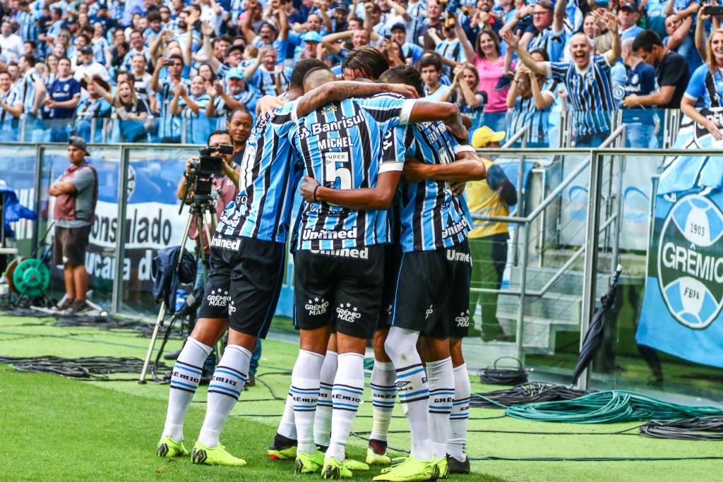 Grêmio 2 x 0 Chapecoense - Tricolor vence e está na Libertadores 2019