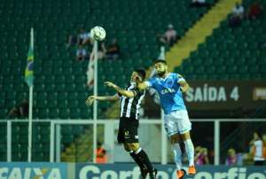 Figueirense inicia semana focado no jogo da permanência na Série B