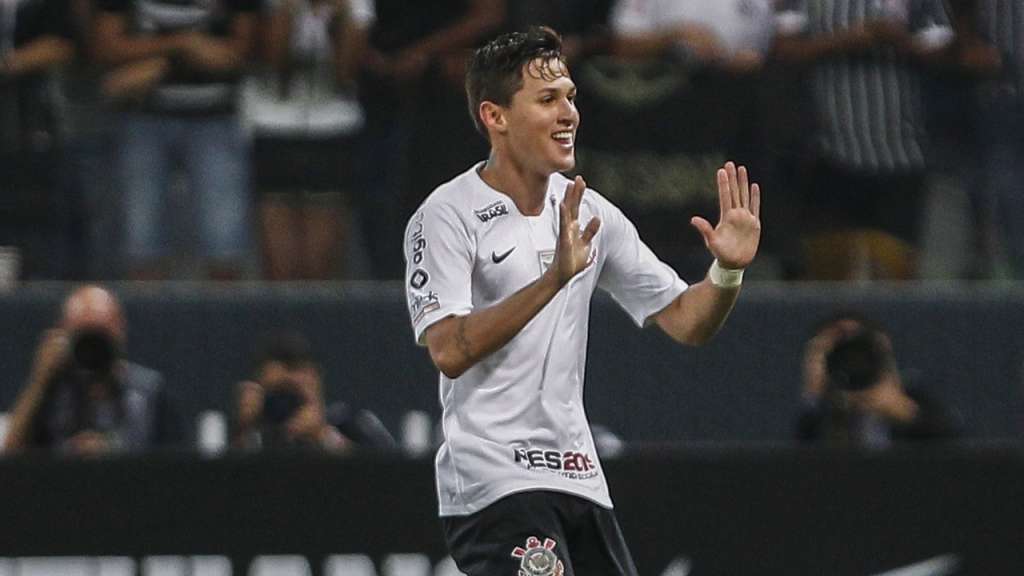  Mateus Vital deve ser titular do Corinthians contra Atlético-PR