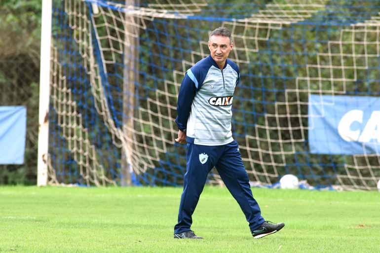 Paulistão: Novorizontino tira técnico e mais quatro jogadores do Londrina