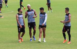 Mais motivado que o Cruzeiro, Vitória vai ao Mineirão em busca de esperança