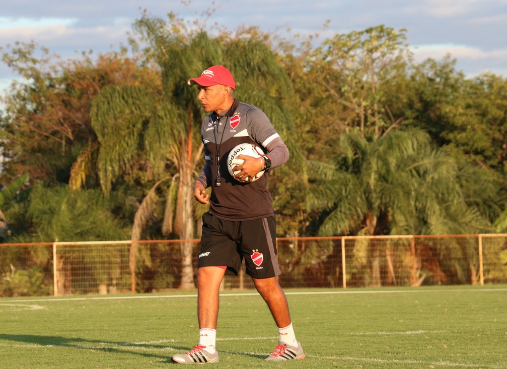 Série B: Hemerson Maria deixará o Vila Nova após jogo contra o São Bento