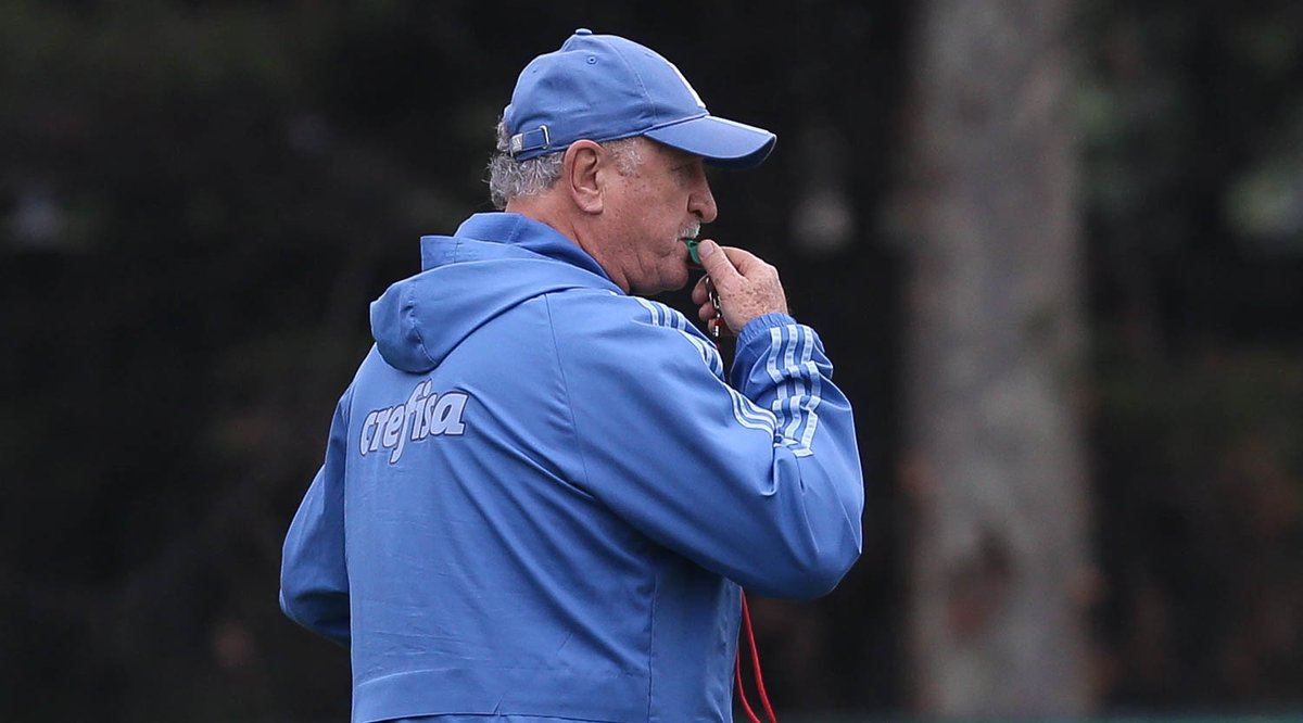 Dracena fica fora de treino e Felipão deve manter rodízio na zaga do Palmeiras