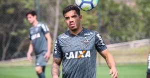 Uruguaio desencanta e comemora vitória do Atlético-MG no Sul