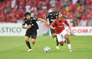 Internacional 1 x 2 Atlético-MG - Colorado perde invencibilidade e dá adeus ao título