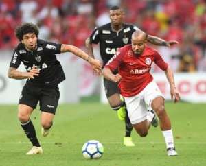 Técnico elogia empenho dos jogadores do Atlético-MG e descarta qualquer mi-mi-mi