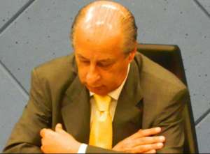 Ex-cartolão avalia medidas para derrubar pena após prisão de juiz da Fifa