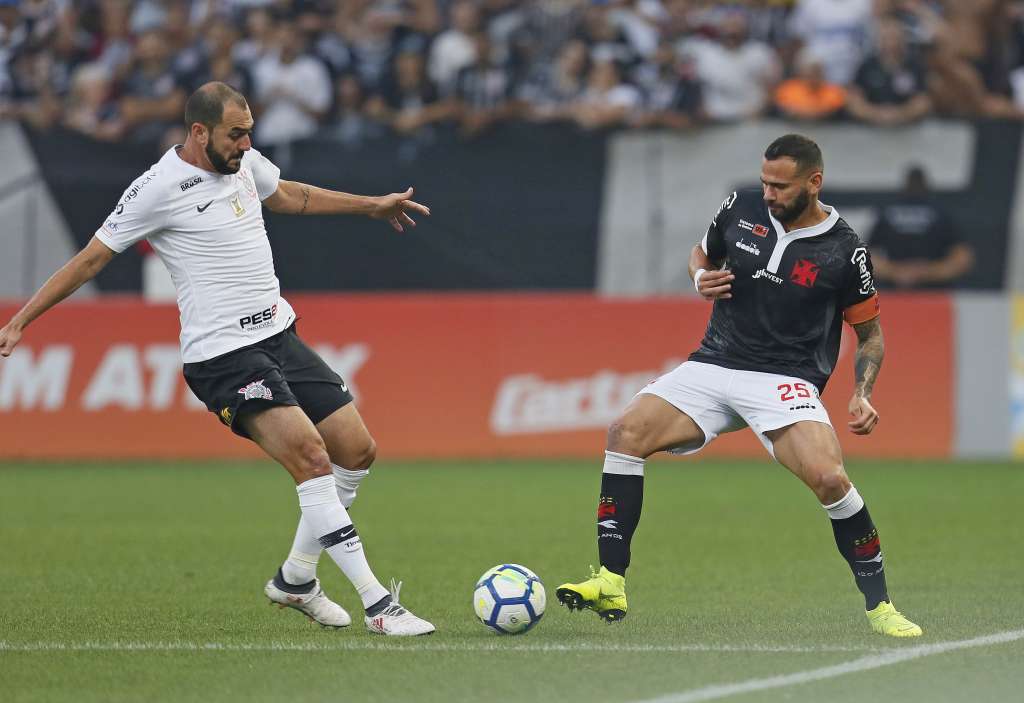 Com Maxi López e quase força máxima, Vasco joga a vida contra o São Paulo