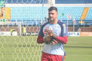 Série B: Com treinamento fechado, Avaí mantém dúvida no gol