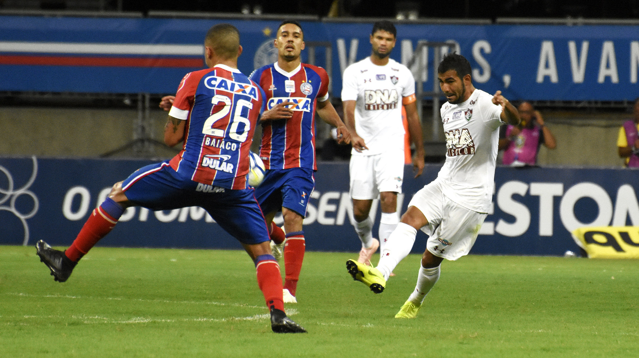 Digão promete deixar Flu na elite e desabafa sobre problemas extracampo do clube