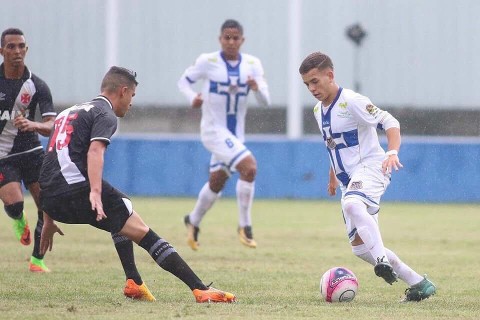 Copa SP: Com experiência no profissional, Tavison analisa grupo do Água Santa