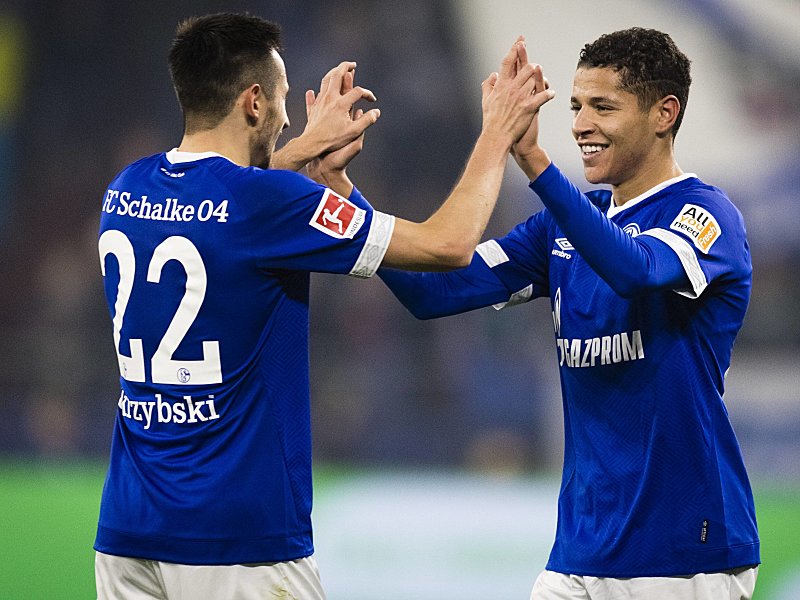 ALEMÃO: Schalke goleia Nuremberg e se distancia da zona da degola