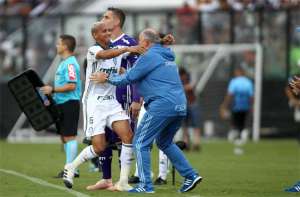 Deyverson comemora gol do título e se declara: 'Aprendi a amar o Palmeiras'