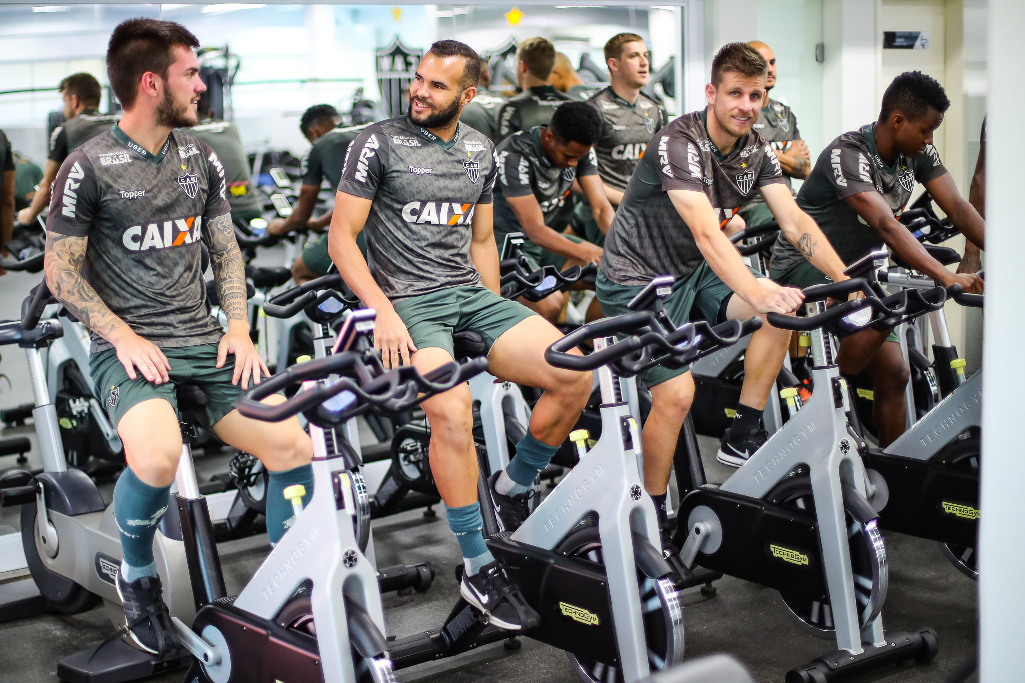 Focado na pré-Libertadores, volante espera triunfo do Atlético-MG contra Botafogo