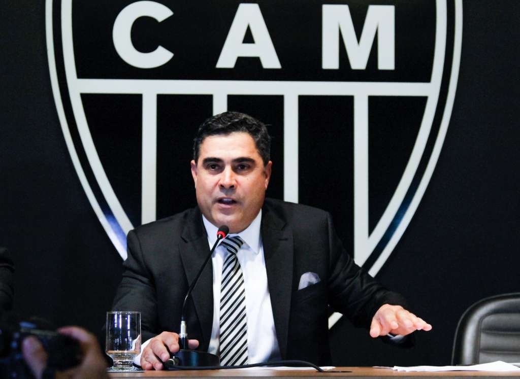Sette Câmara prometeu arcar com os salários do Atlético-MG