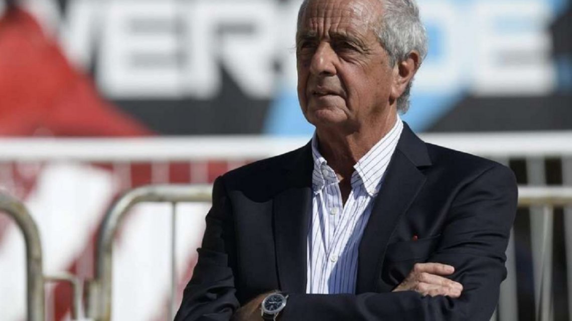 Presidente do River provoca Boca: ‘Venham jogar, vocês podem nos vencer’