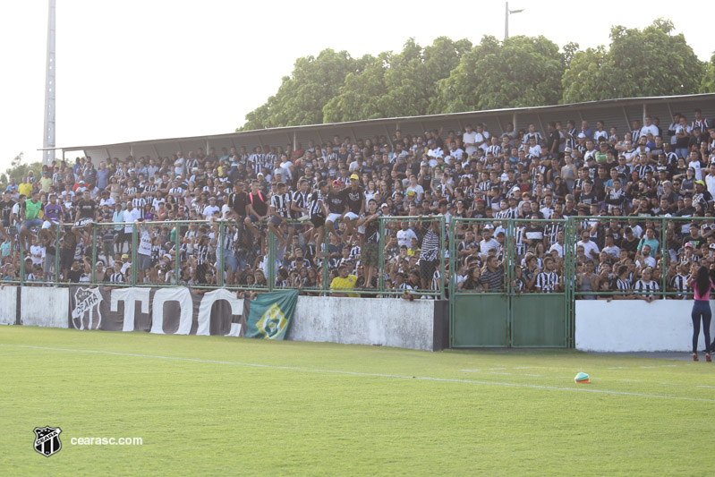 Torcida do Ceará esgota ingressos para jogo contra o Vasco