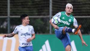 Felipão adota 'linha dura' antes de jogo festivo com o Vitória